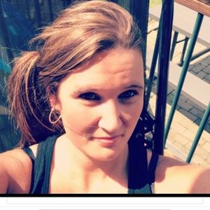 Meet your Posher, Jackie